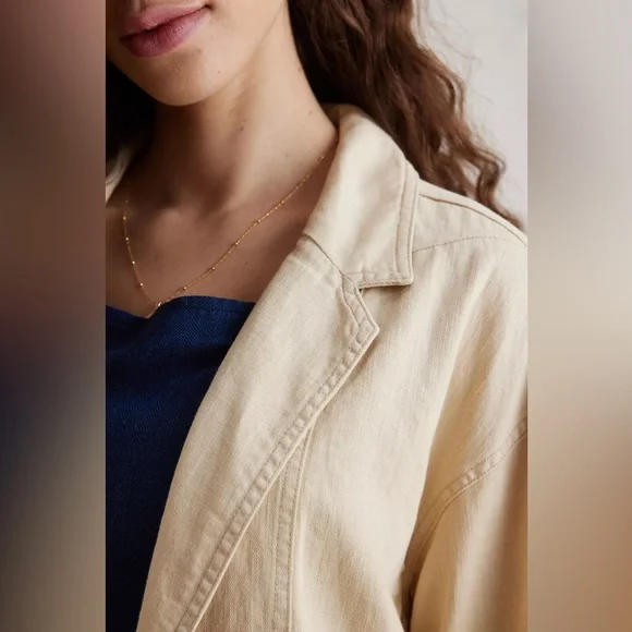 PILCRO Oversized Linen Blazer in Beige - Picture 5 of 11